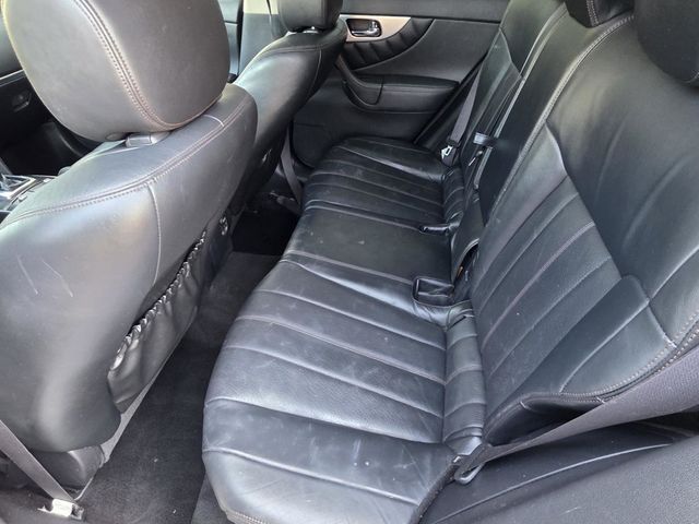 2017 INFINITI QX70 AWD - 23070380 - 8