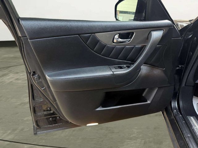 2017 INFINITI QX70 AWD - 22976697 - 13