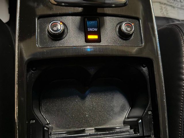 2017 INFINITI QX70 AWD - 22976697 - 43