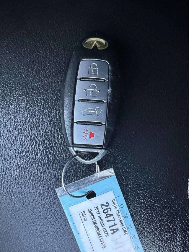 2017 INFINITI QX70 AWD - 22985455 - 36