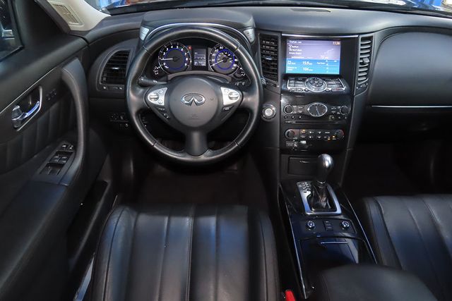 2017 INFINITI QX70 BASE - 21968825 - 20