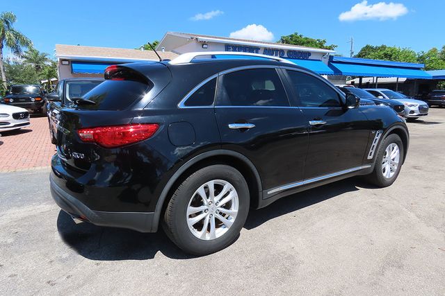 2017 INFINITI QX70 BASE - 21968825 - 6