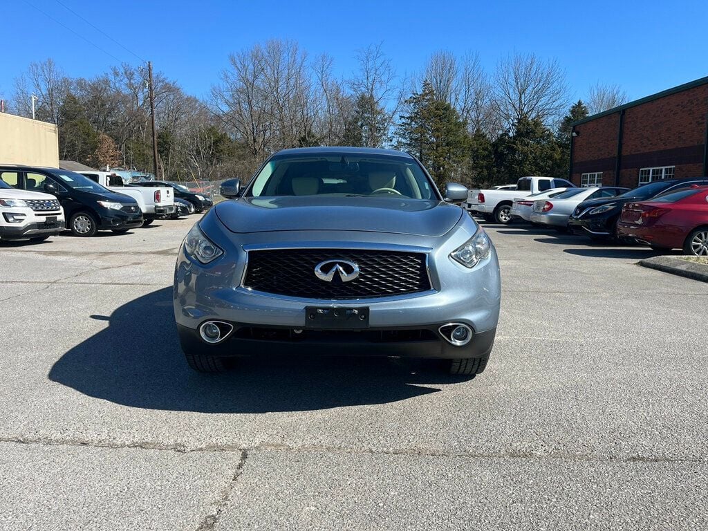 2017 INFINITI QX70 RWD - 22781490 - 1