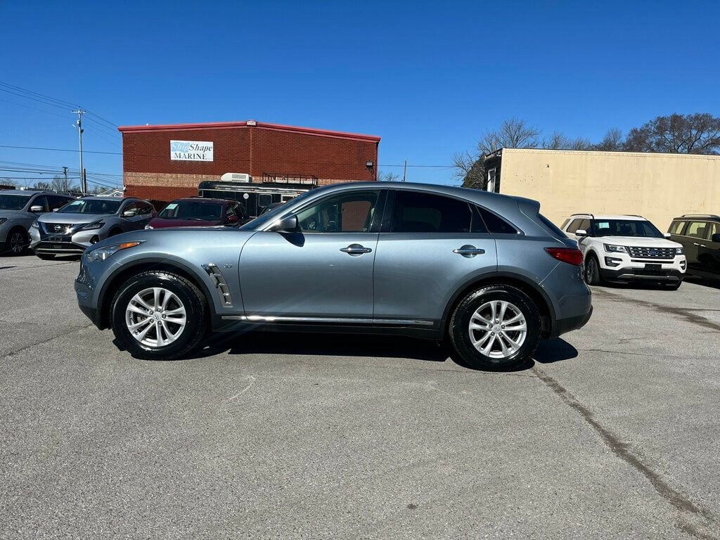 2017 INFINITI QX70 RWD - 22781490 - 7