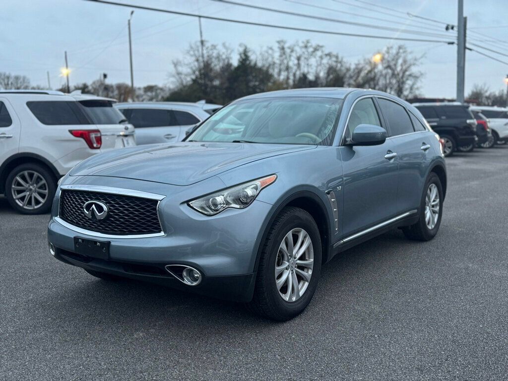 2017 INFINITI QX70 RWD - 22943230 - 1