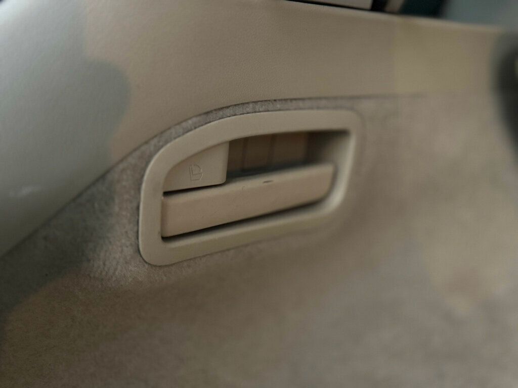 2017 INFINITI QX70 RWD - 22943230 - 32