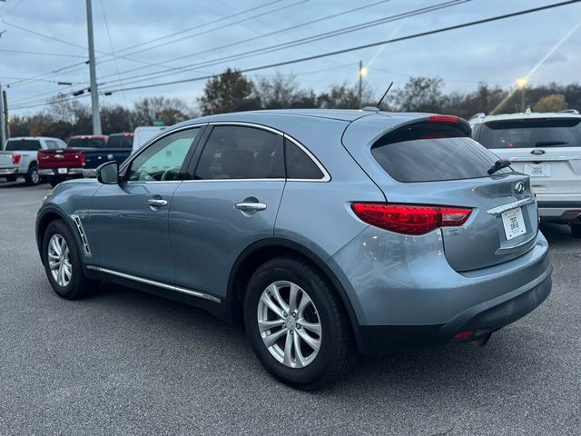 2017 INFINITI QX70 RWD - 22943230 - 3