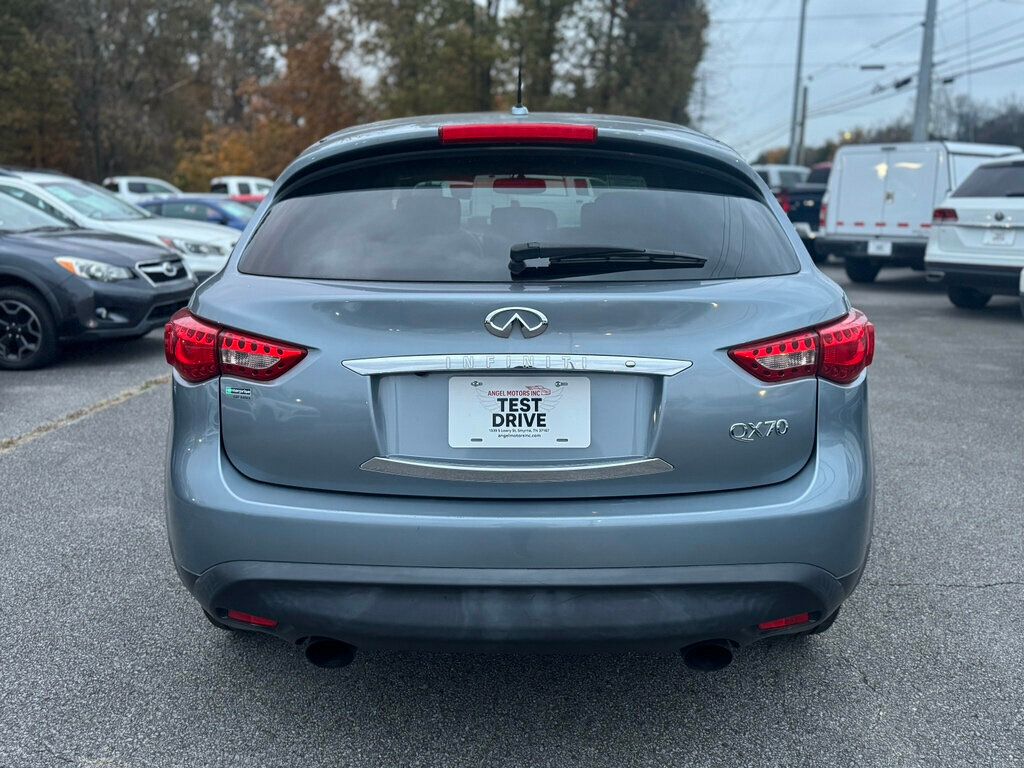 2017 INFINITI QX70 RWD - 22943230 - 4