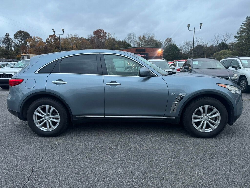 2017 INFINITI QX70 RWD - 22943230 - 6