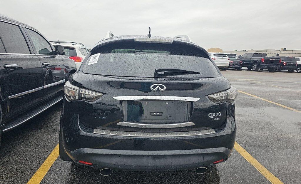 2017 INFINITI QX70 RWD - 22975609 - 10
