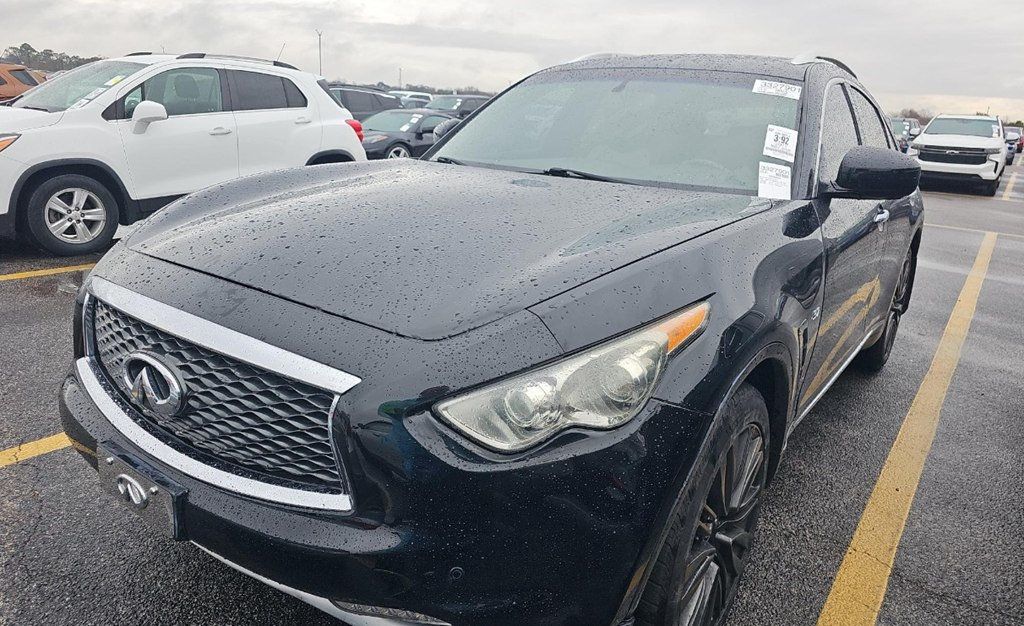 2017 INFINITI QX70 RWD - 22975609 - 2
