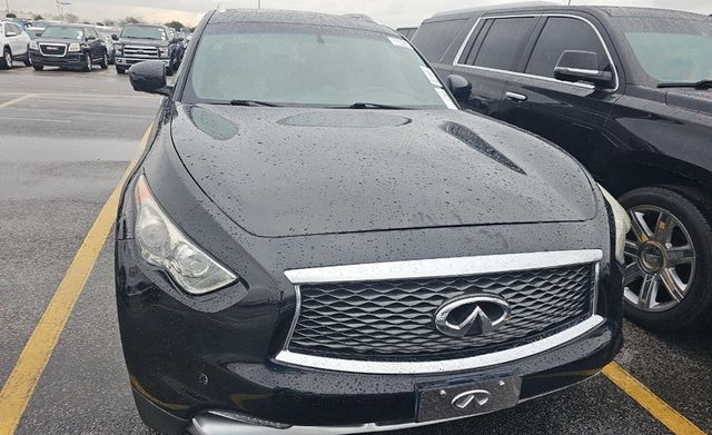 2017 INFINITI QX70 RWD - 22975609 - 3