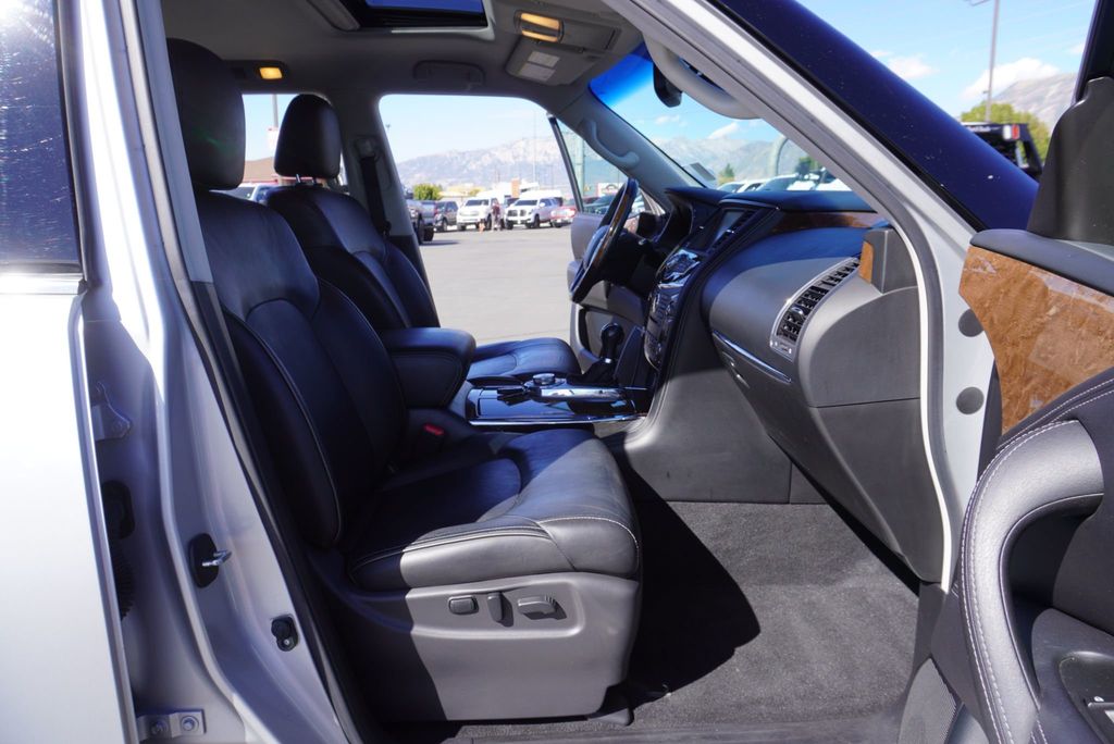 2017 INFINITI QX80  - 23081207 - 23