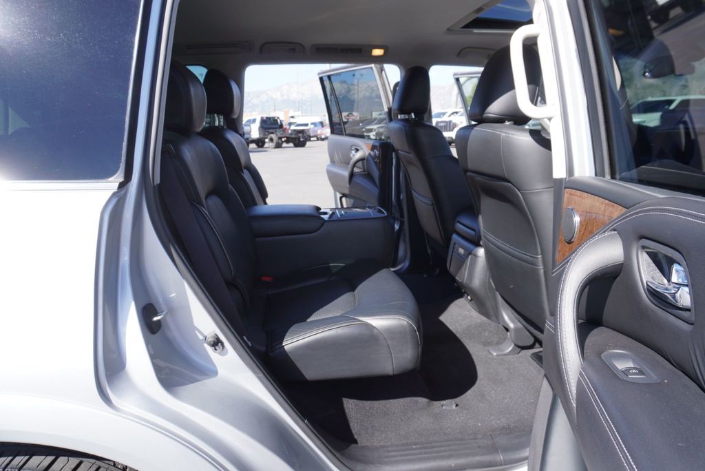 2017 INFINITI QX80  - 23081207 - 24