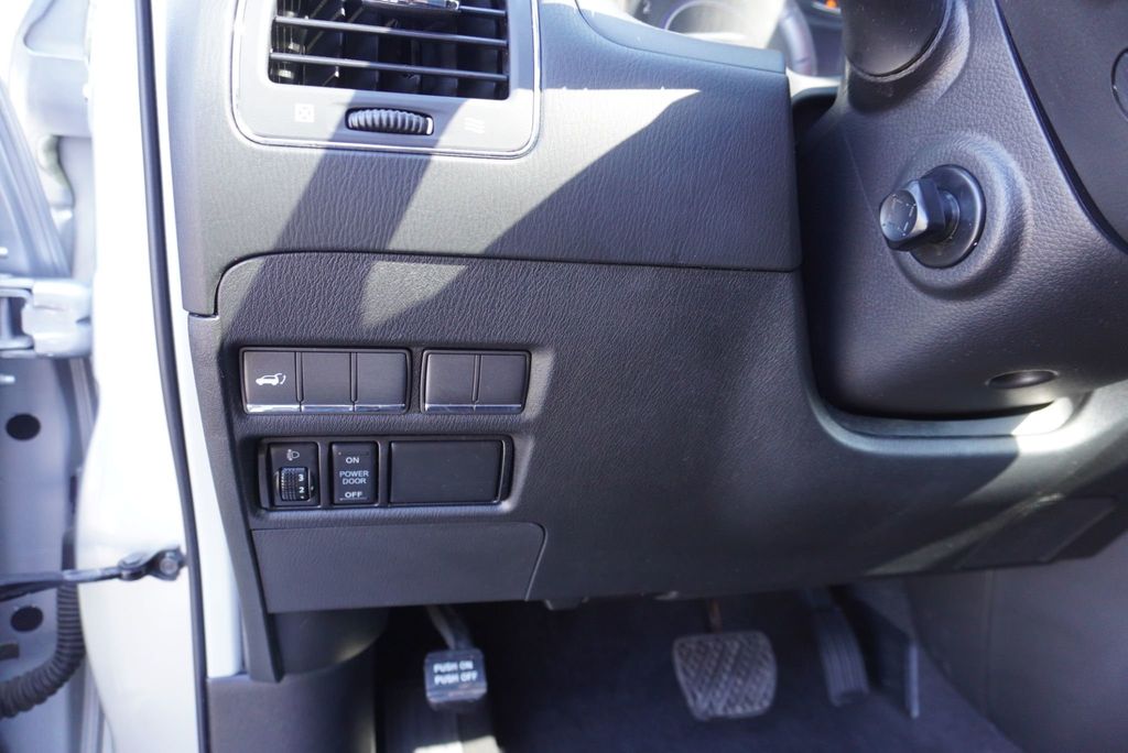 2017 INFINITI QX80  - 23081207 - 28