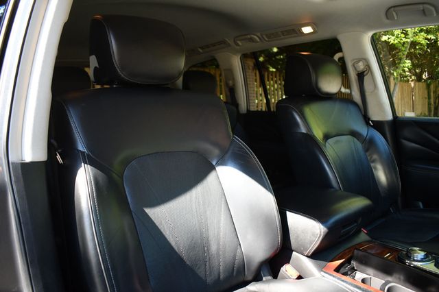 2017 INFINITI QX80 AWD - 23074354 - 28