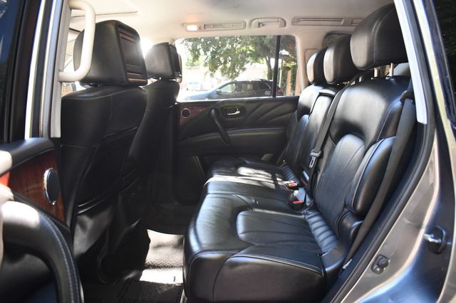 2017 INFINITI QX80 AWD - 23074354 - 32