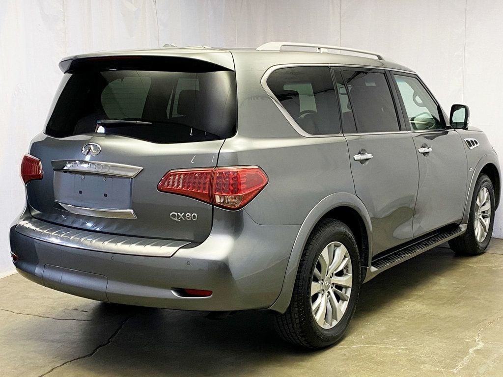 2017 Infiniti QX80 photo 9