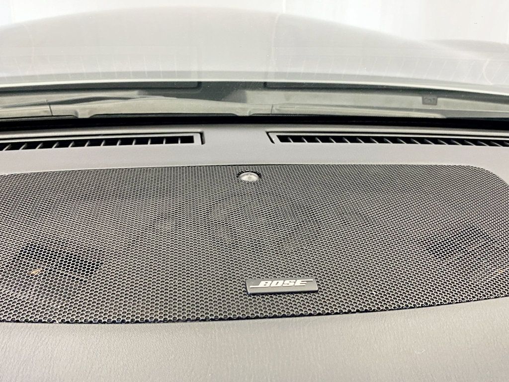 2017 Infiniti QX80 photo 35