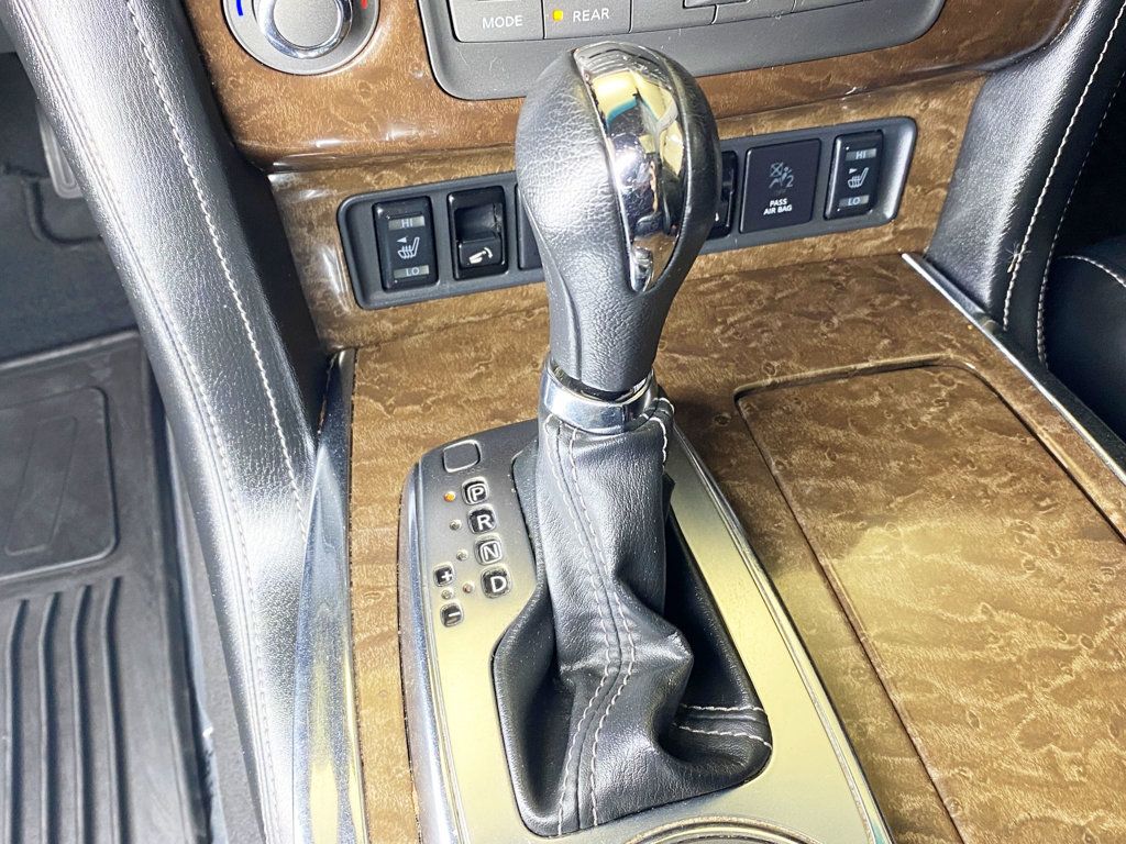 2017 INFINITI QX80 AWD - 22924535 - 42