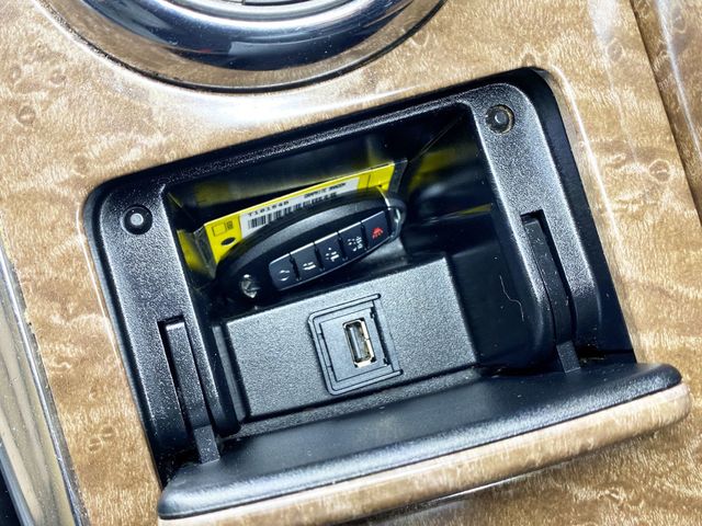 2017 INFINITI QX80 AWD - 22924535 - 45