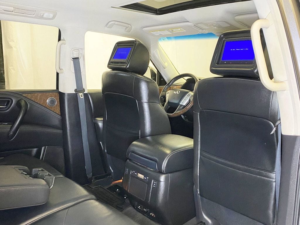 2017 Infiniti QX80 photo 52