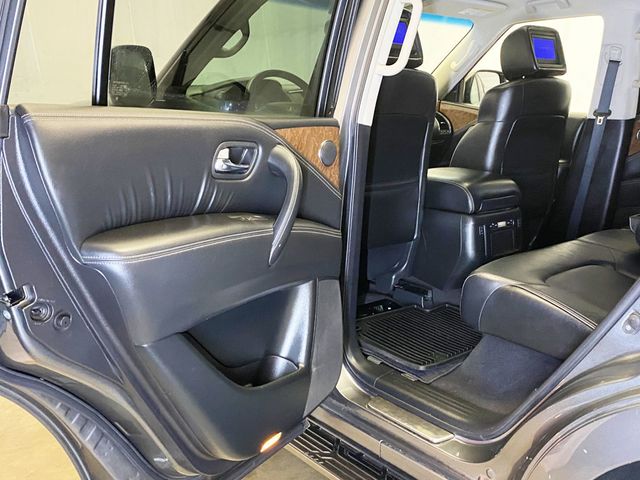 2017 INFINITI QX80 AWD - 22924535 - 58