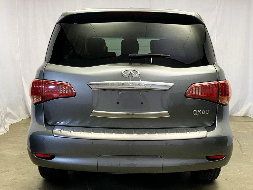 2017 Infiniti QX80 photo 5