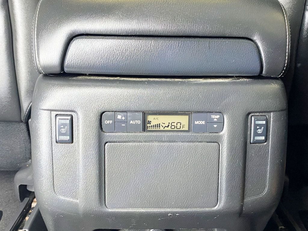 2017 Infiniti QX80 photo 57