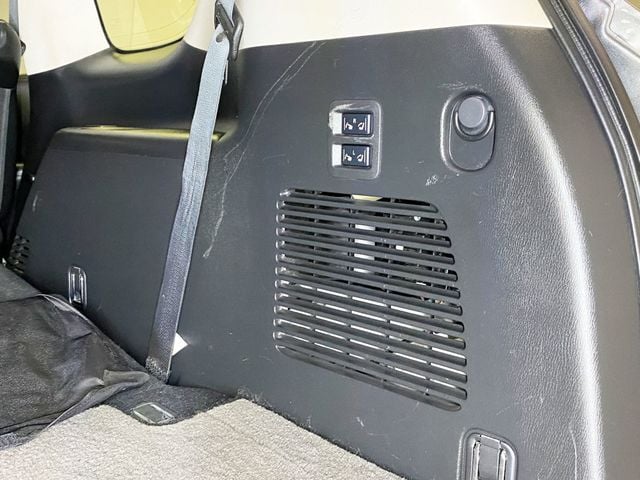 2017 INFINITI QX80 AWD - 22924535 - 73