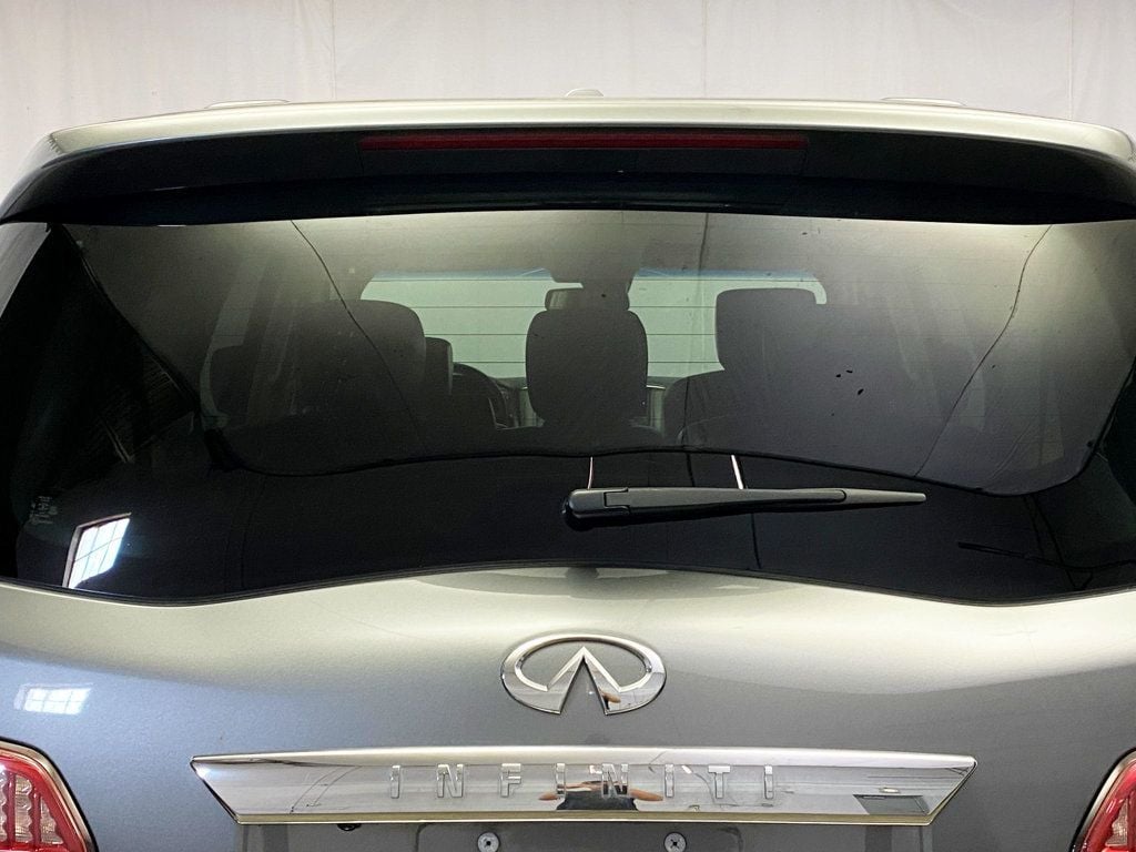 2017 Infiniti QX80 photo 7