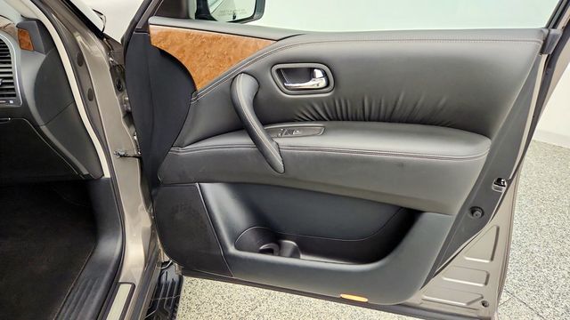 2017 INFINITI QX80 AWD - 23086503 - 27