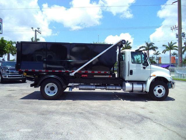 2017 International 4300 14FT SWITCH-N-GO..ROLLOFF TRUCK SYSTEM WITH CONTAINER.. - 21647452 - 10