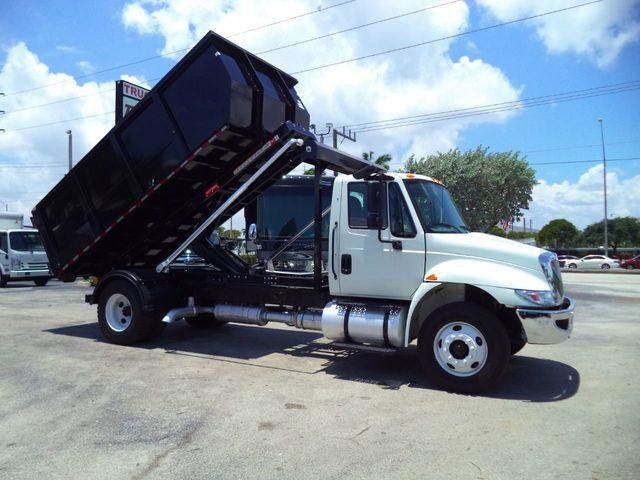2017 International 4300 14FT SWITCH-N-GO..ROLLOFF TRUCK SYSTEM WITH CONTAINER.. - 21647452 - 26