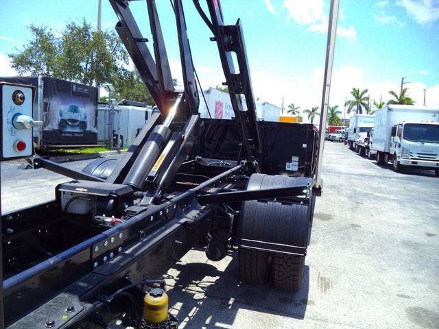 2017 International 4300 14FT SWITCH-N-GO..ROLLOFF TRUCK SYSTEM WITH CONTAINER.. - 21647452 - 32