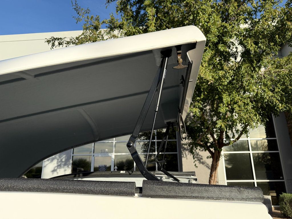 2017 Ironhorse Trailer SUPER CLEAN! - 22945028 - 14