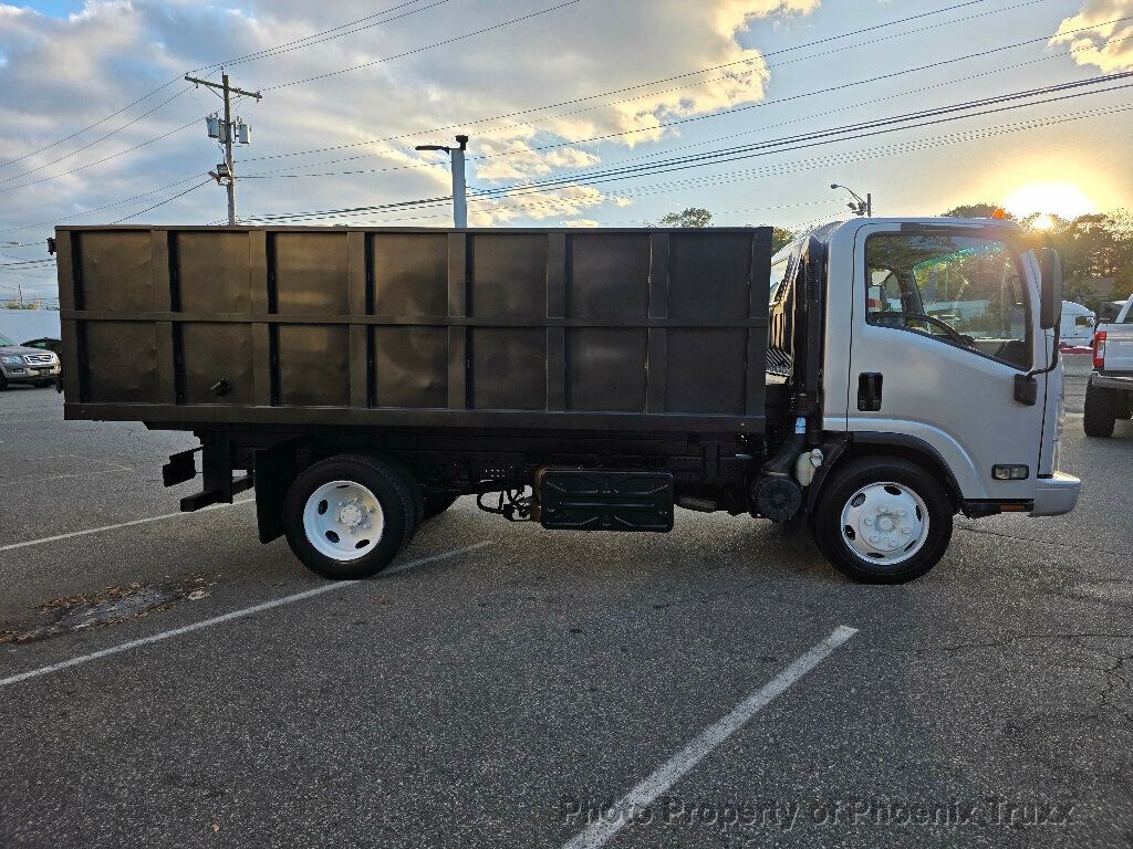 2017 Isuzu NRR photo 4