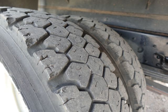 2017 Isuzu NRR (18ft Flatbed dump ICC Bumper) - 22969718 - 14