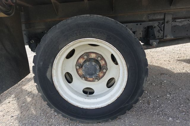 2017 Isuzu NRR (18ft Flatbed dump ICC Bumper) - 22969718 - 15