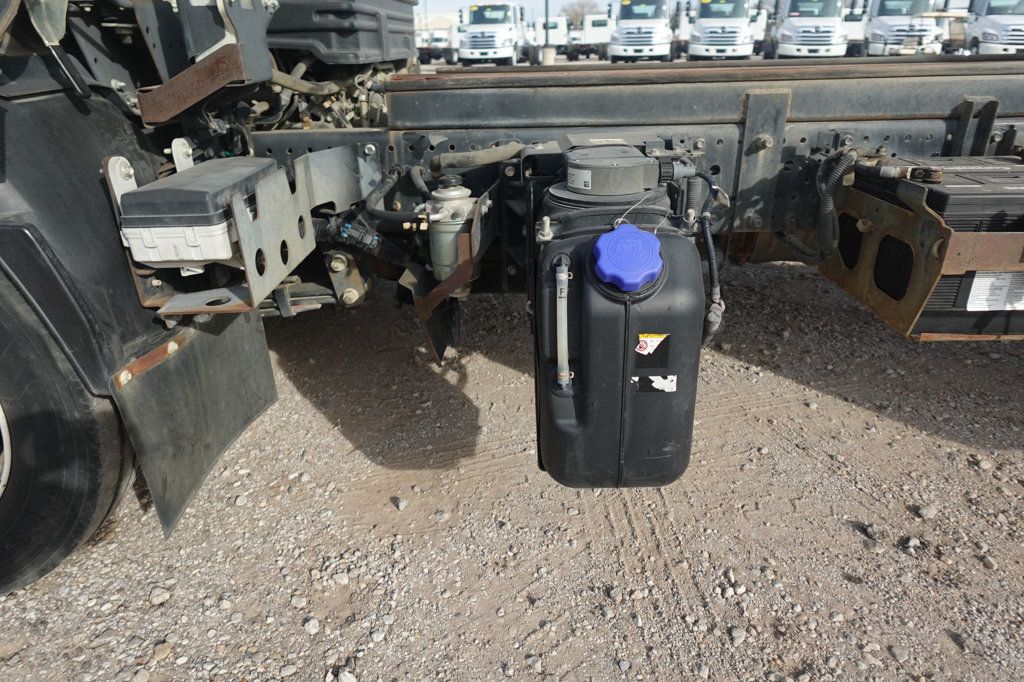 2017 Isuzu NRR (18ft Flatbed dump ICC Bumper) - 22969718 - 26