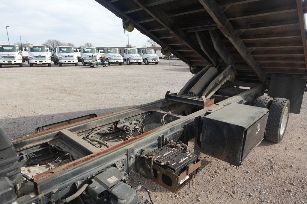 2017 Isuzu NRR (18ft Flatbed dump ICC Bumper) - 22969718 - 27