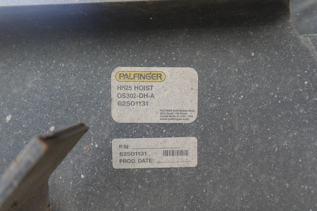 2017 Isuzu NRR (18ft Flatbed dump ICC Bumper) - 22969718 - 36