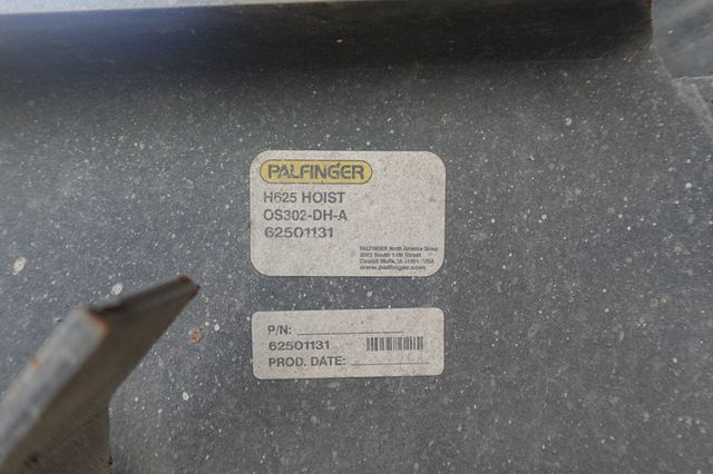 2017 Isuzu NRR (18ft Flatbed dump ICC Bumper) - 22969718 - 36