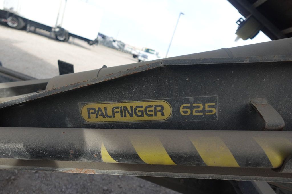 2017 Isuzu NRR (18ft Flatbed dump ICC Bumper) - 22969718 - 37