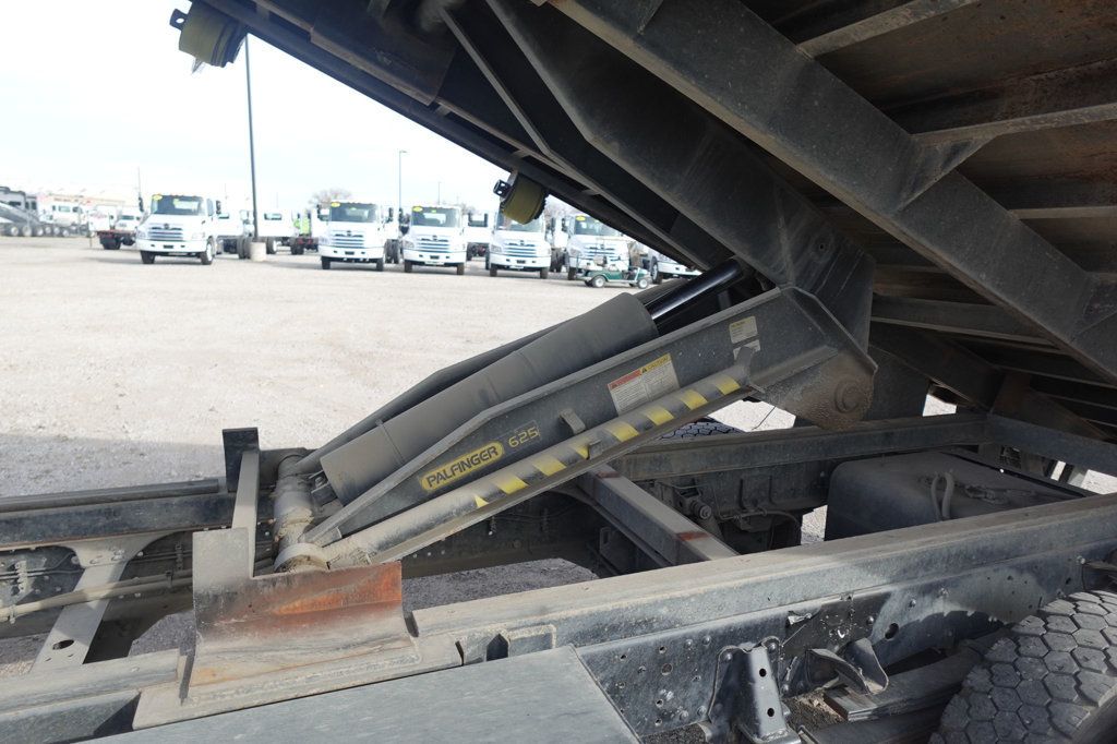 2017 Isuzu NRR (18ft Flatbed dump ICC Bumper) - 22969718 - 38