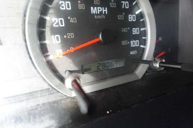 2017 Isuzu NRR (18ft Flatbed dump ICC Bumper) - 22969718 - 44