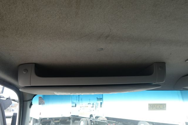 2017 Isuzu NRR (18ft Flatbed dump ICC Bumper) - 22969718 - 57