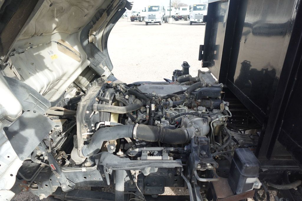 2017 Isuzu NRR (18ft Flatbed dump ICC Bumper) - 22969718 - 64