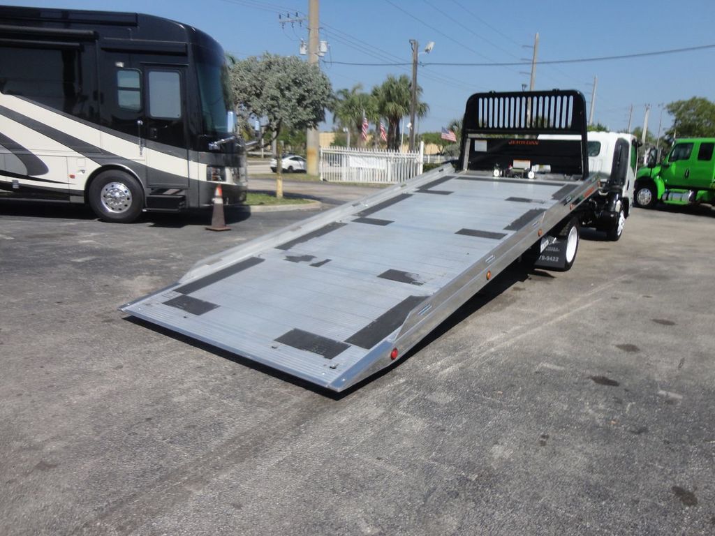 2017 Isuzu NRR 21' JERRDAN ROLLBACK TOW TRUCK. - 21831947 - 16