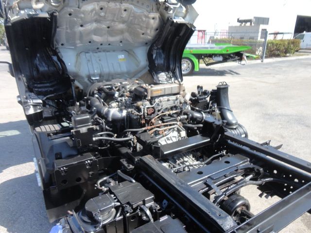 2017 Isuzu NRR 21' JERRDAN ROLLBACK TOW TRUCK. - 21831947 - 22